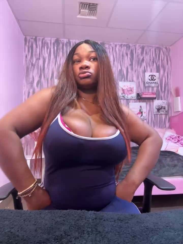 CharismaaBanx - Stripchat Show (16m 42s) • Friday, August 15, 2025 [tbaf]