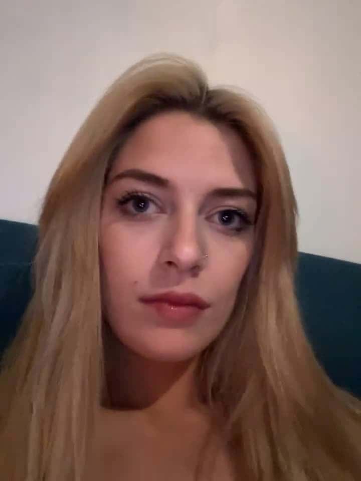 Bellalolahot - Stripchat Show (1h 4m) • Wednesday, April 16, 2025 [b21t]