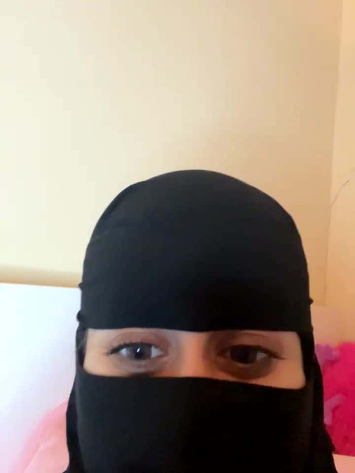 arabiaAna - Stripchat Show (20m 33s) • Wednesday, October 1, 2025 [dykb]