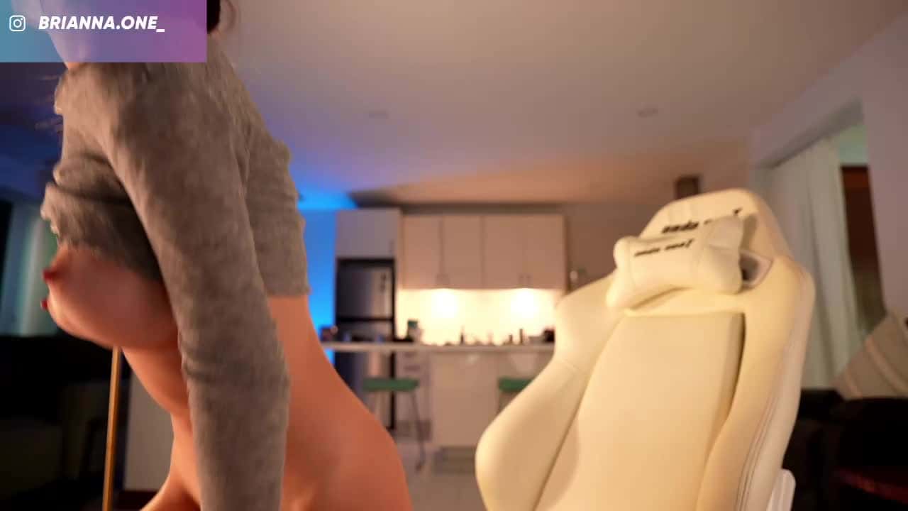 anna_bri - Chaturbate Show (1h 19m) • Friday, June 6, 2025 [xptk]