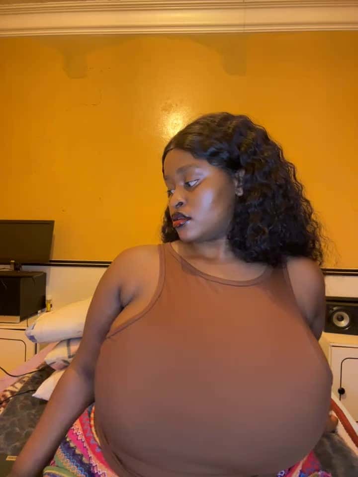 Bella-Porsche - Stripchat Show (28m 56s) • Thursday, October 9, 2025 [zj7j]