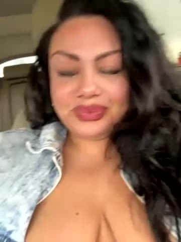 BadAssVeronica - Stripchat Show (21m 24s) • Sunday, December 17, 2023 [3hss]