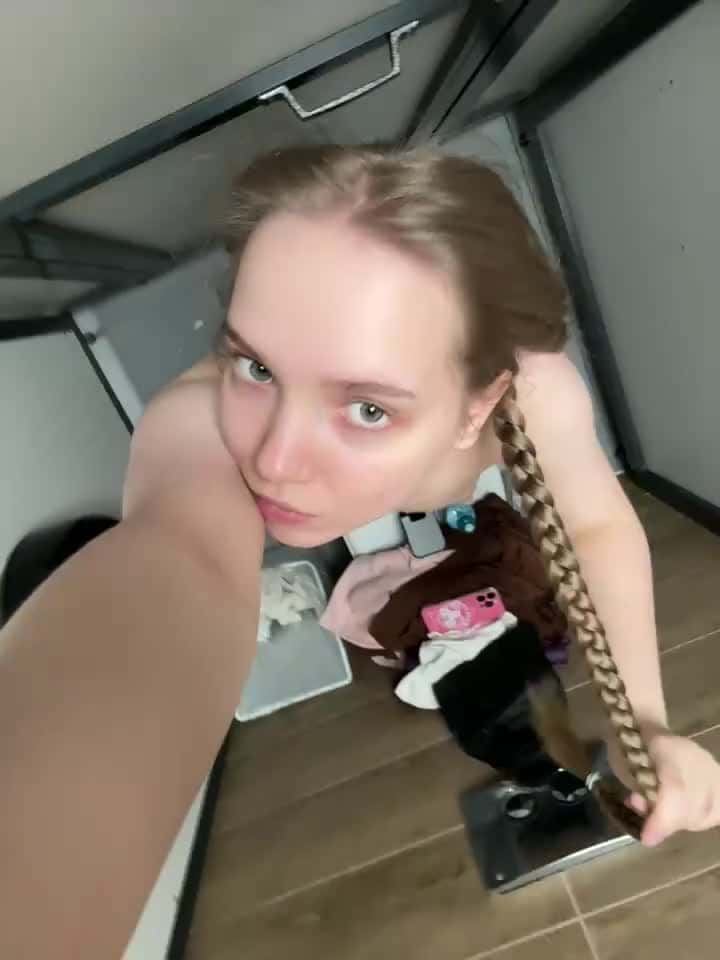 bambi_lu - Stripchat Show (1h 54m) • Thursday, November 6, 2025 [251a]