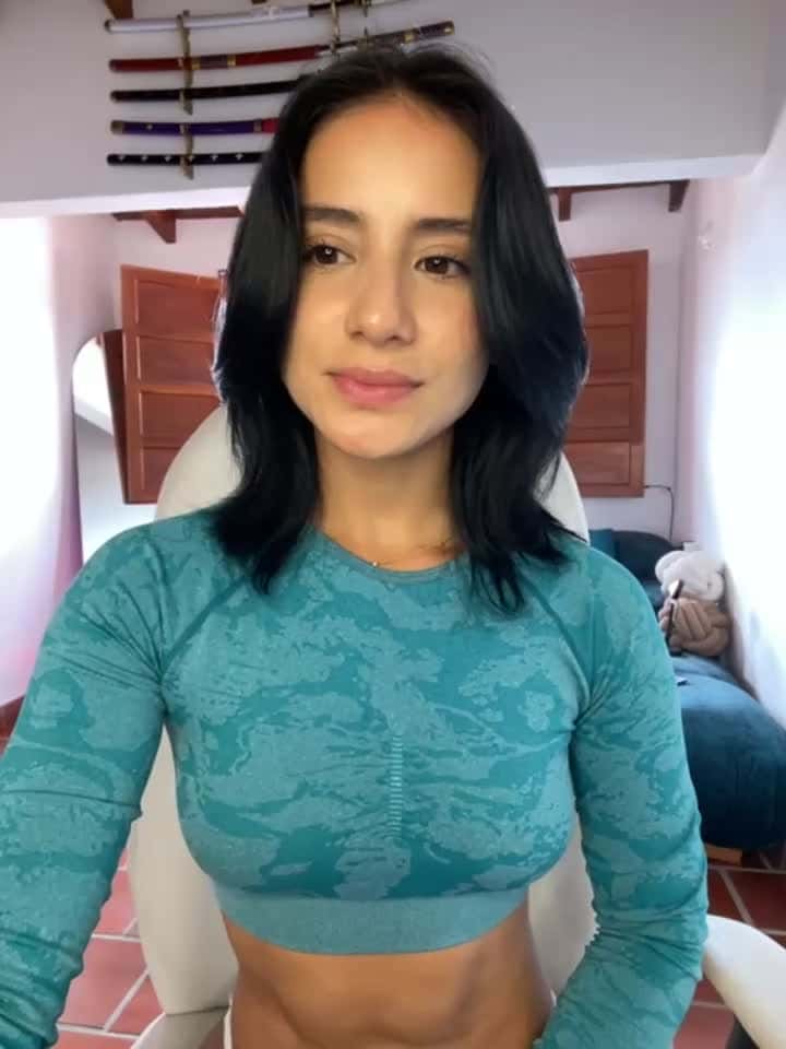 ale_lewis - Stripchat Show (2h 3m) • Monday, November 10, 2025 [cigq]