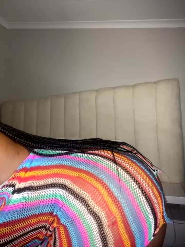 bustygoddess32 - Stripchat webcam show • Friday, September 12, 2025 #Twerk #Fingering #FootFetish